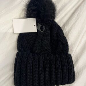 New with tags H&M black beanie